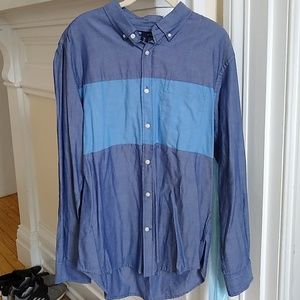 Men's Gap long sleeve button down large denim look